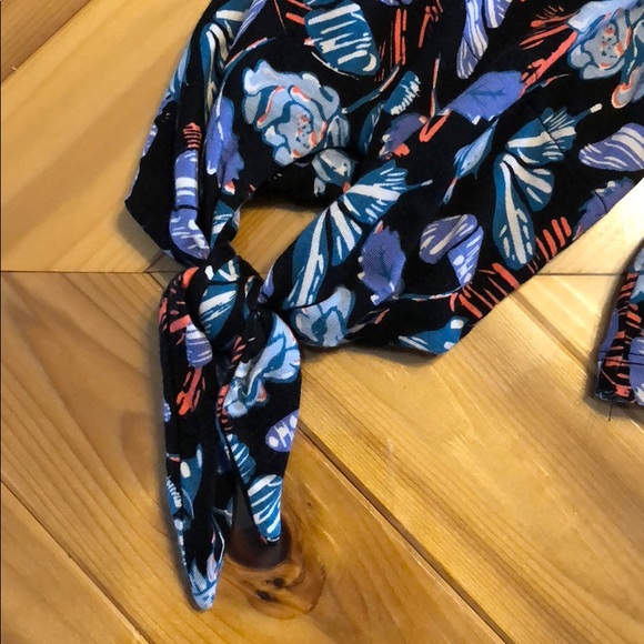 Free People off the shoulder blouse. - Picture 4 of 5